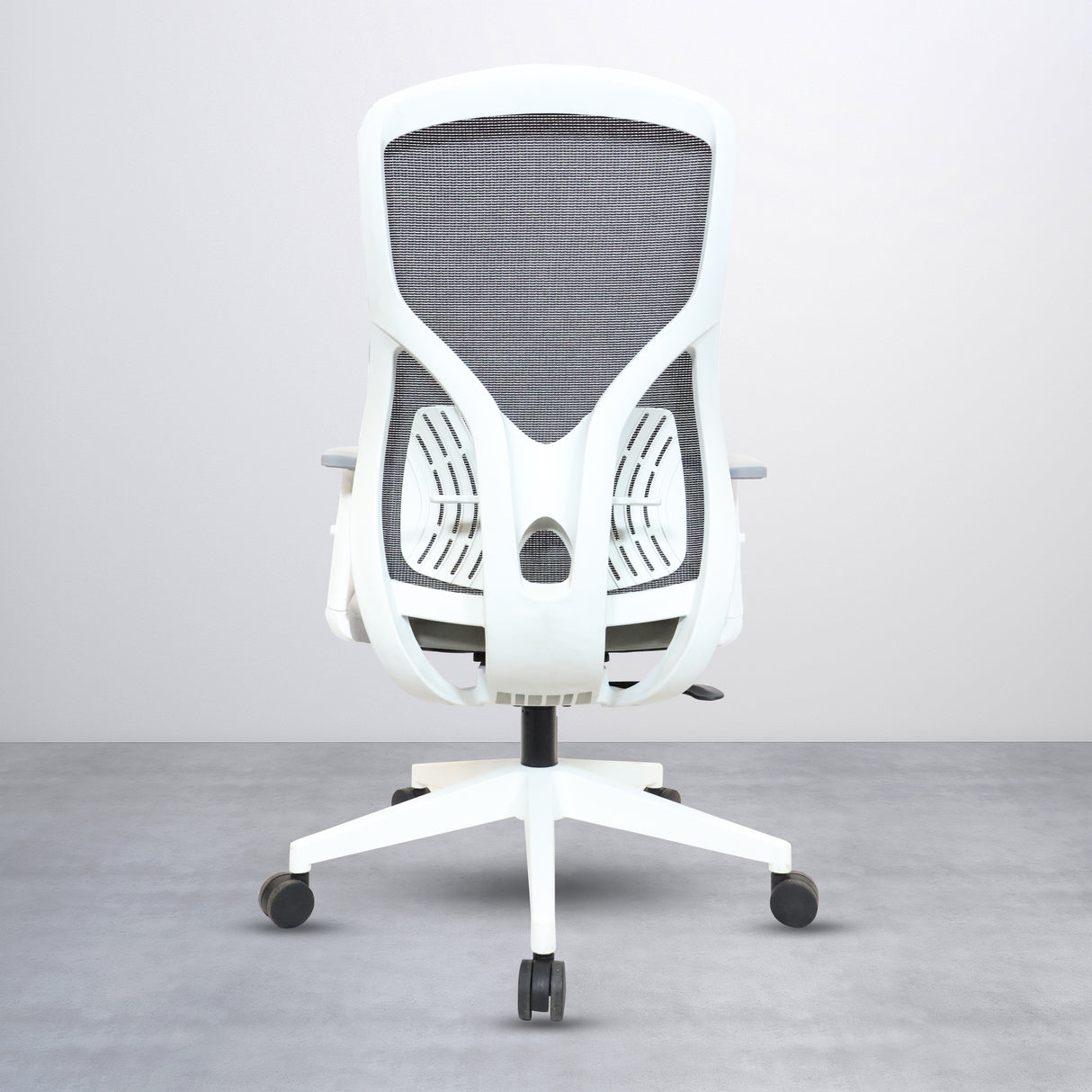 Sync Medium Back Chair Workstation chairs - makemychairs